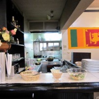 スリランカ料理レストラン「ランディワ」カウンター